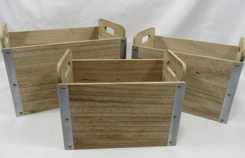 wooden crate,gift basket,wooden box