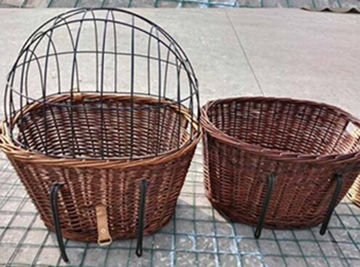 Wicker bicycle basket with cover,dog bike basket,metal hooks