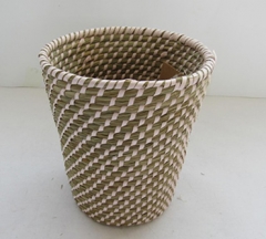 storage basket,fruit basket,made of sea grass