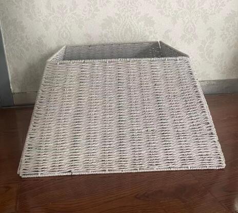 KD Christmas tree skirts made of paper rope with metal frame
